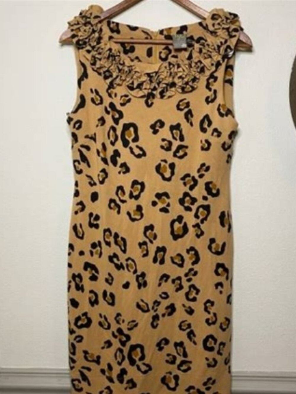 Taylor Cheetah Print Sheath Dress Sz 2 Ponte Knit Sleeveless Ruffle